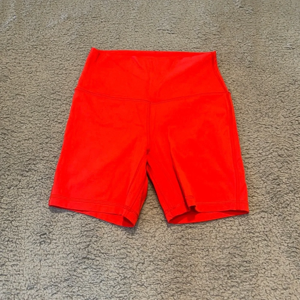 Lululemon double Align High-Rise Short 6